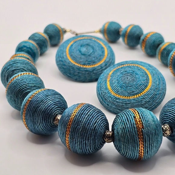 Large Blue Beaded Necklace and Clip On Earrings Statement Womens Jewelry - Picture 2 of 9